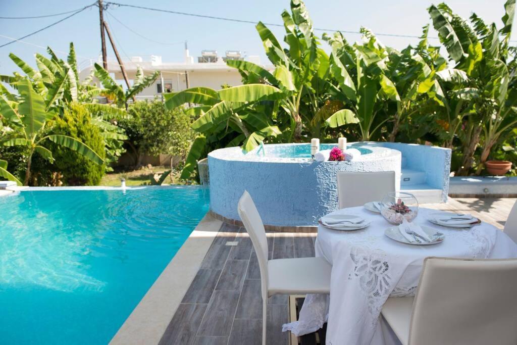 Valantas Garden Suite Lardos Buitenkant foto
